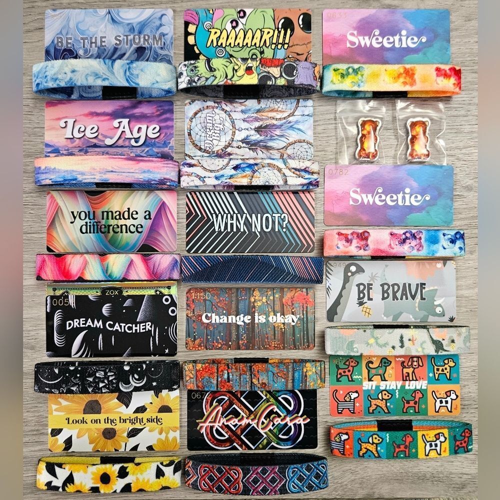 ZOX BUNDLE OF 11 NEW MEDIUM SOLD OUT WRISTBANDS